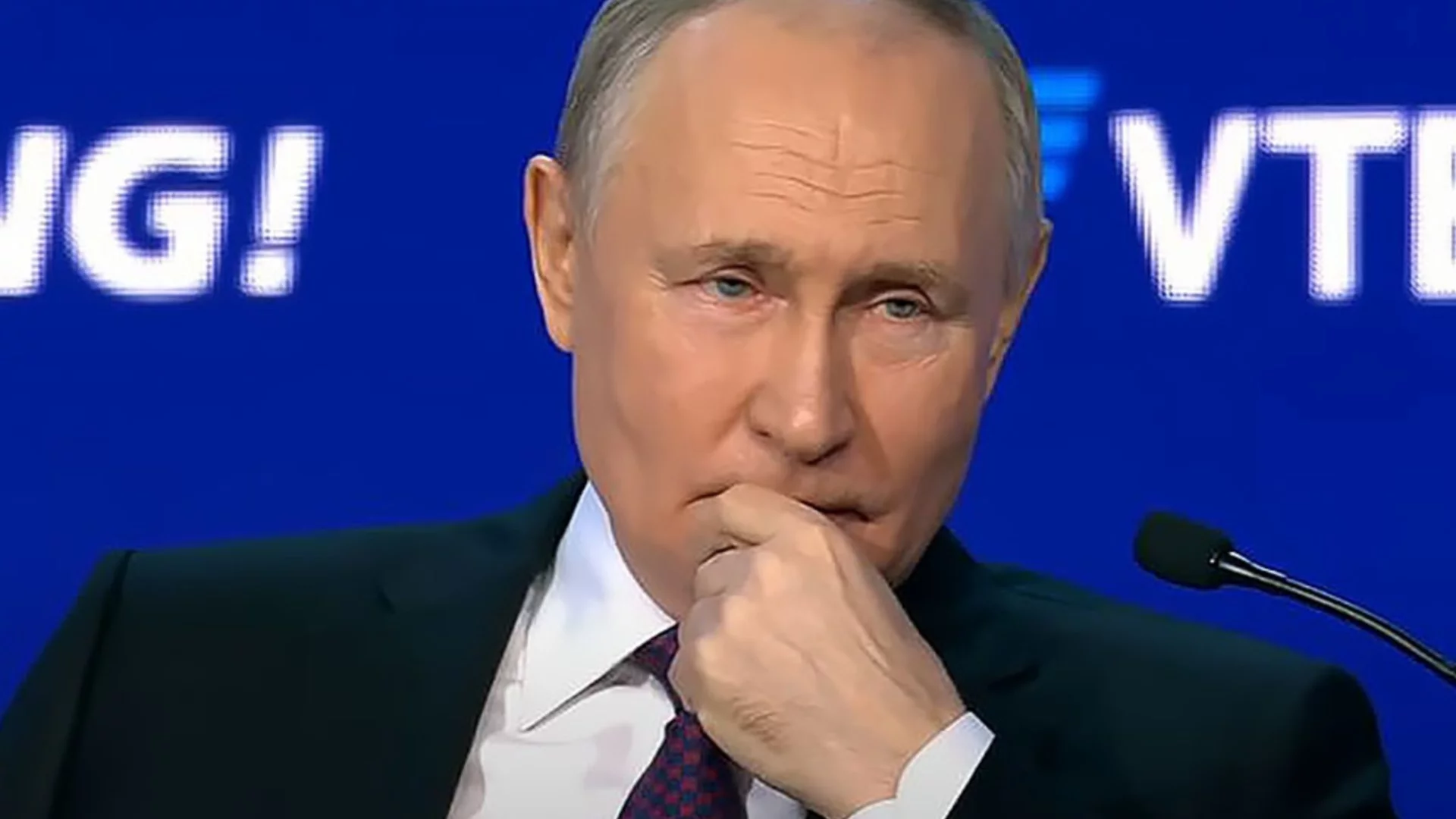 Срещата Тръмп-Путин ще се проведе в американска военна база: Белият дом искаше да избегне това