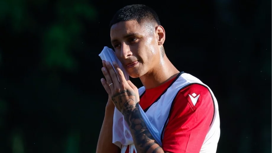 Ще играе ли Годой за ЦСКА срещу Арда - какво се случва?