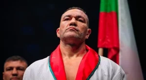 Схемите не бутнаха Кобрата! Голямо шоу в Маями за завръщането на Пулев