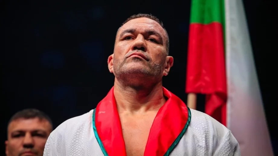 Схемите не бутнаха Кобрата! Голямо шоу в Маями за завръщането на Пулев