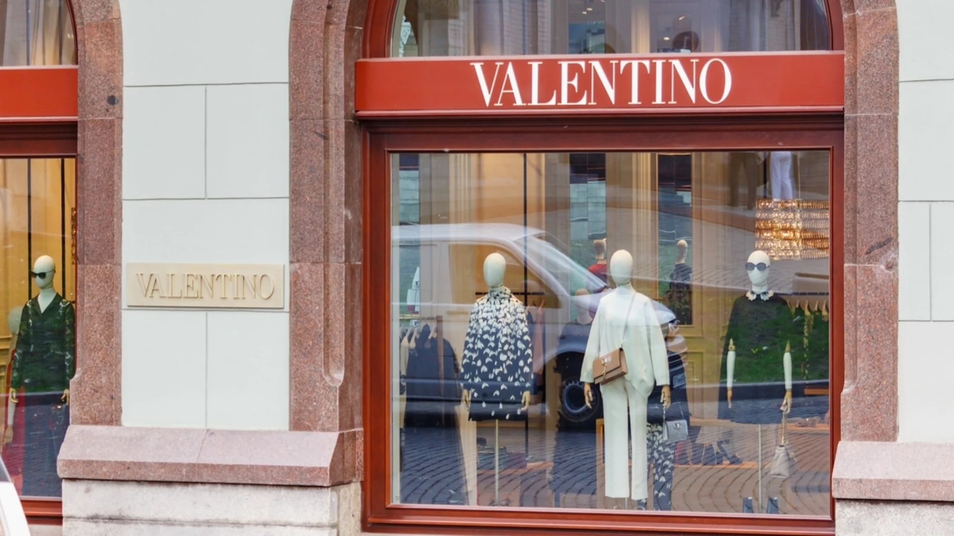Главният изпълнителен директор на Valentino напуска