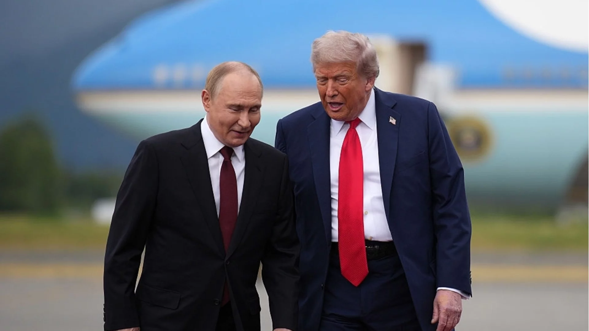 Тръмп не си изигра картите и разбра от първа ръка какво е да говориш с Путин: Анализ от срещата в Аляска