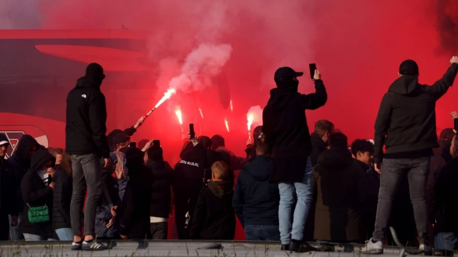 АЗ Алкмаар се издъни преди първия мач с Левски