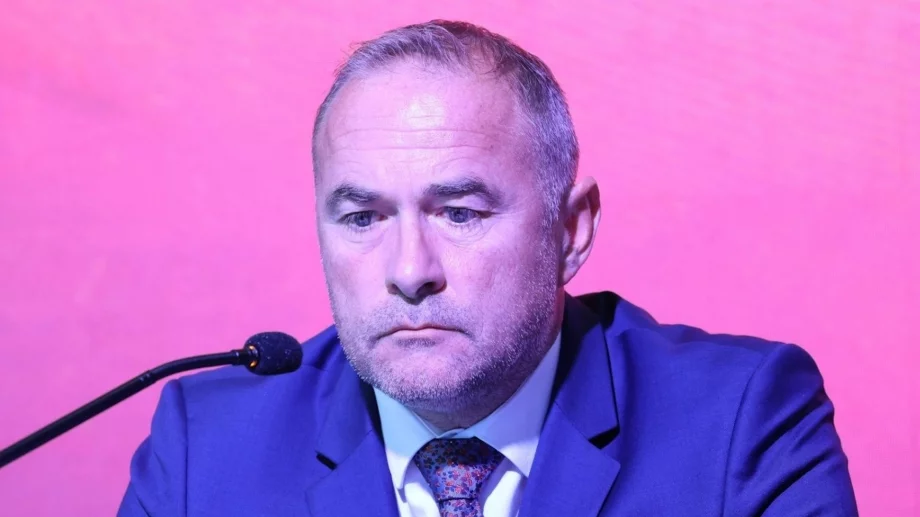 Бойко Величков забърка първата си каша в ЦСКА - голям скандал в офисите на Папазки