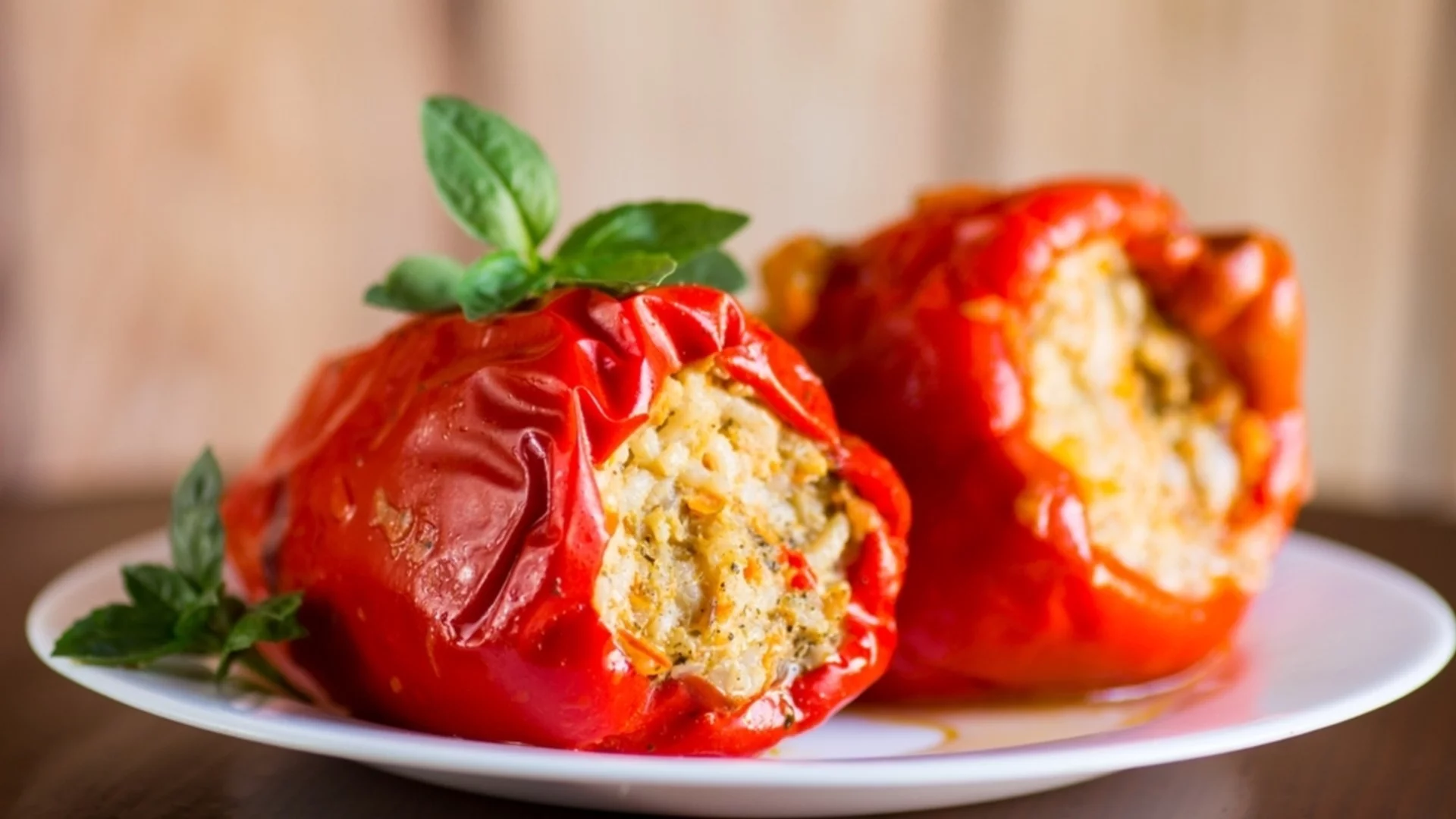 Как да приготвим тези уникални пълнени чушки с ориз?