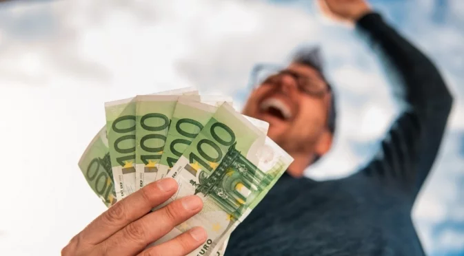 Новолунието през август носи много пари на 3 зодии