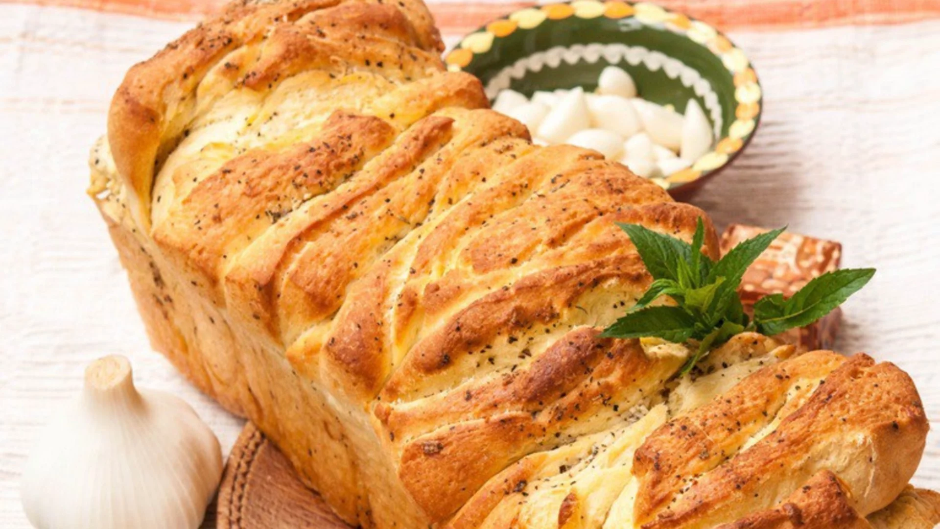 Каква е тайната на най-вкусните чеснови хлебчета