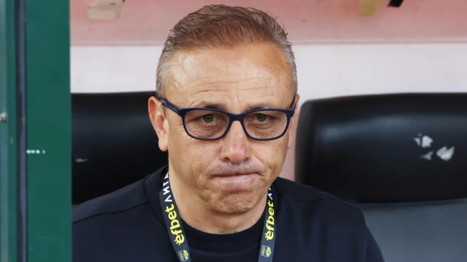 Черно море бе напът да свали Левски и Лудогорец от върха, но се срина звучно