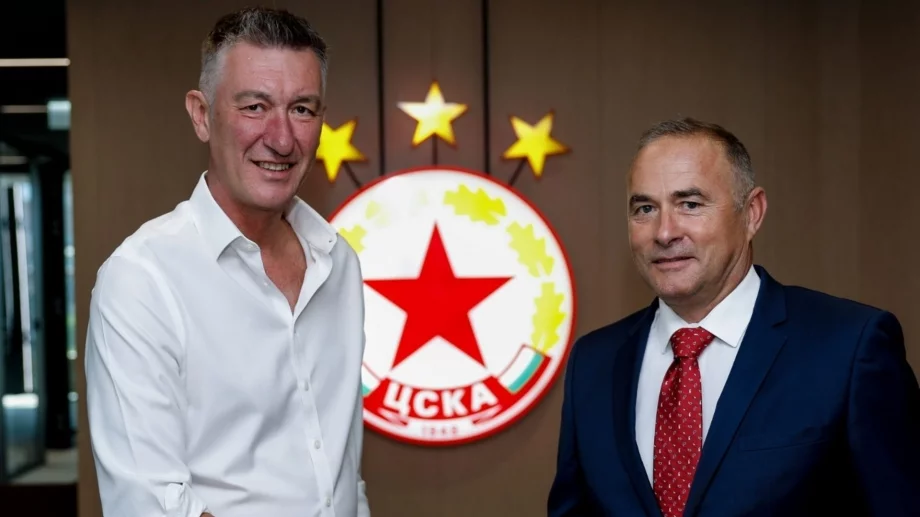 Спортният директор каза ще има ли треньорска смяна в ЦСКА