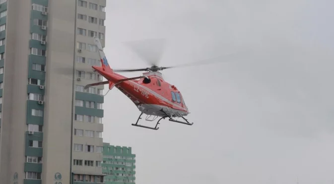Медицински хеликоптер транспортира до "Пирогов" детето, пометено от АТВ в Слънчев бряг