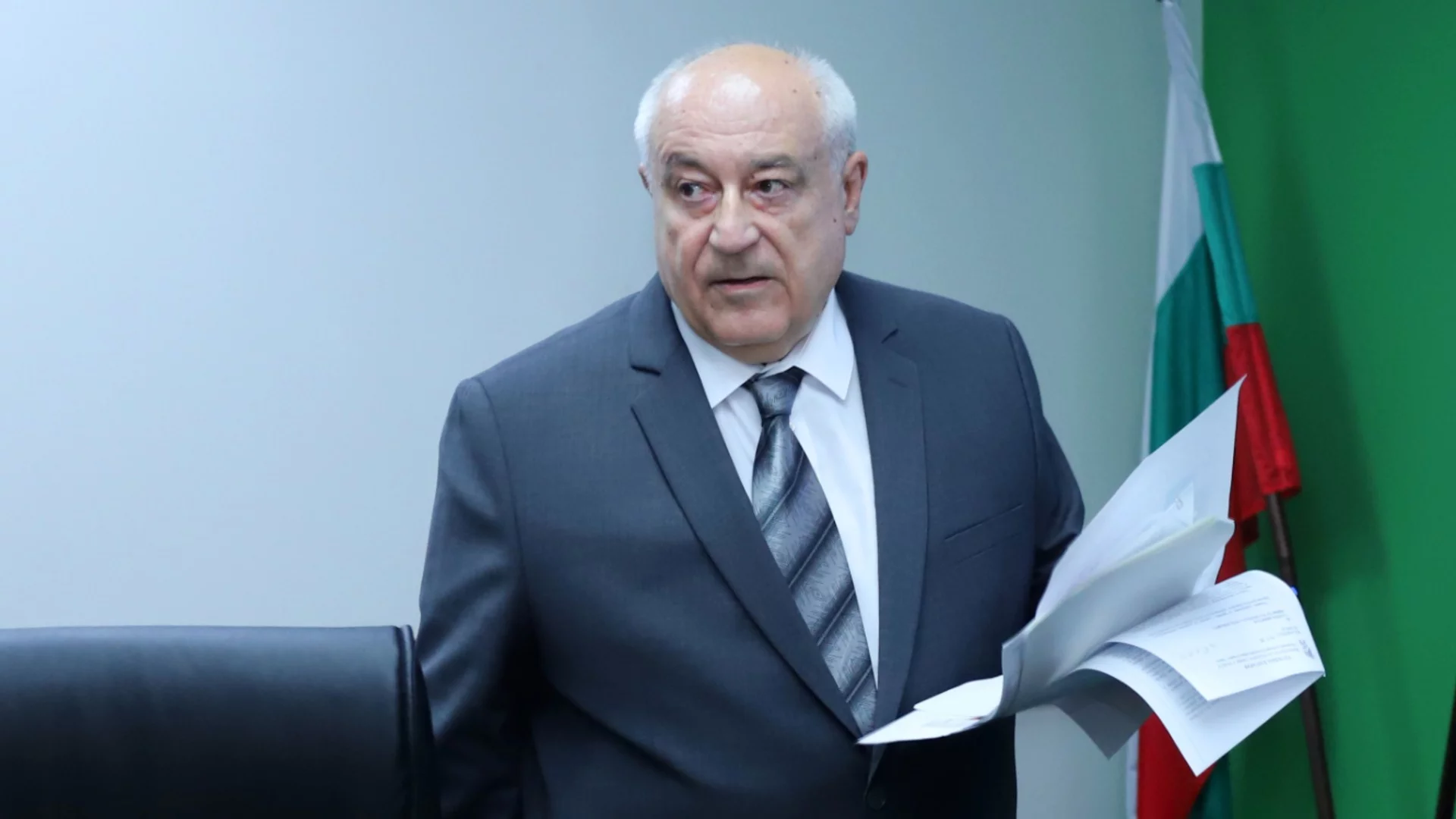 "Ползват Закона за водите като изтривалка": Бивш министър за безводието