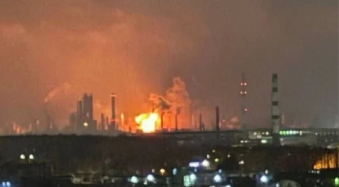 Взрив и пожар в нефтопровод, снабдяващ Москва: Украинското разузнаване се хвали (ВИДЕО)