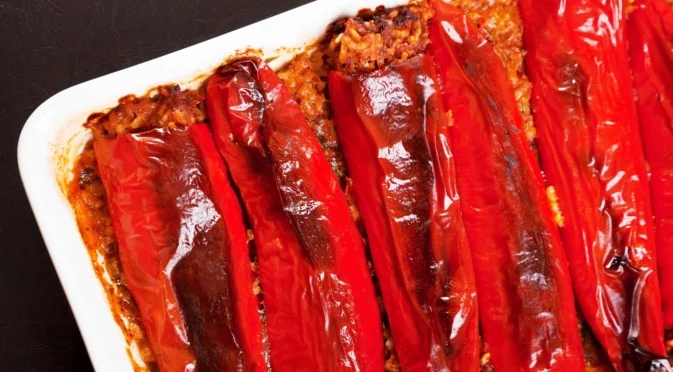 Пред тези чушки с кайма и ориз всеки се навежда пред чинията