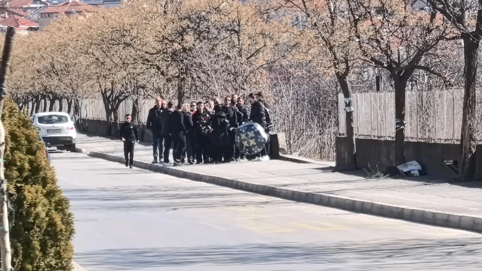 Децата ни ги няма, а вие мълчите: За 20-ти път хората в Кочани търсиха справедливост