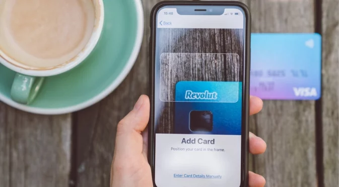 Revolut вече се оценява на 75 милиарда долара