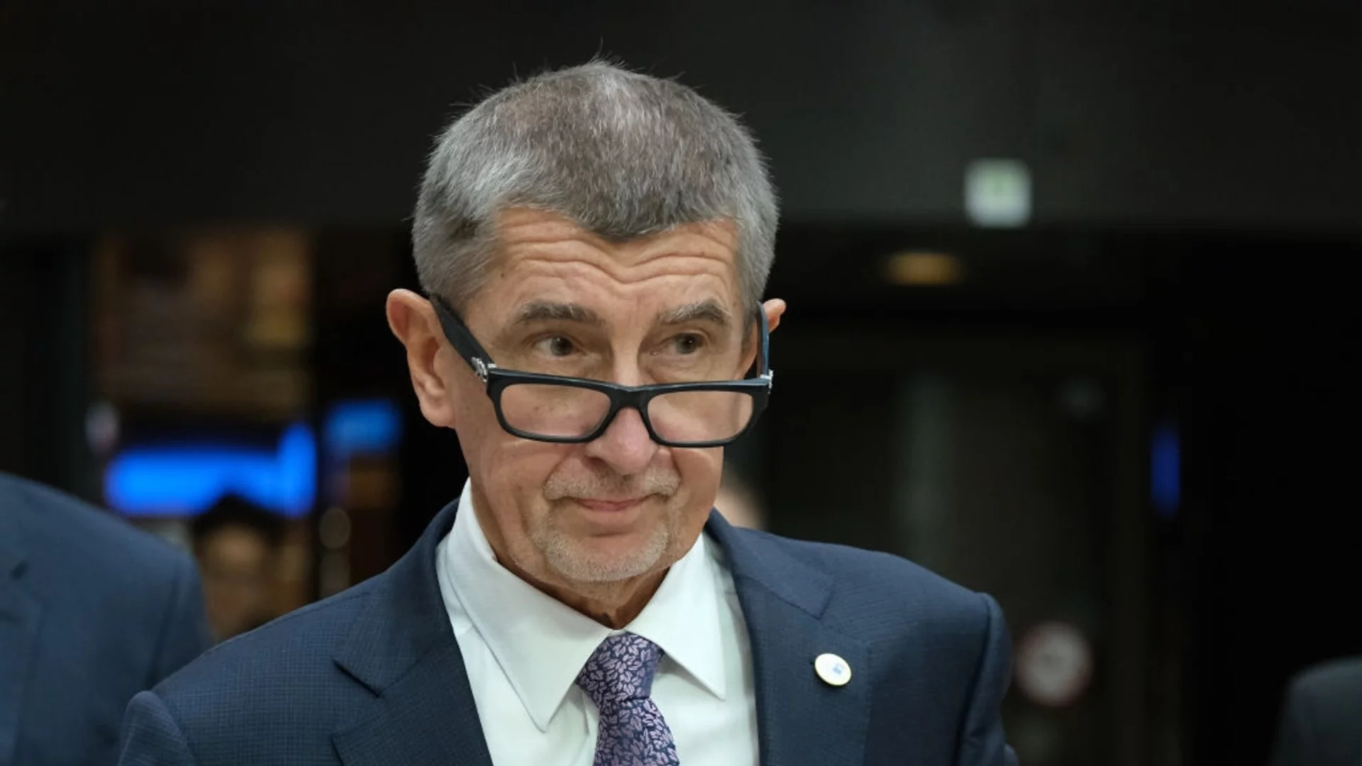 На предизборен митинг: Удариха по главата бивш чешки премиер
