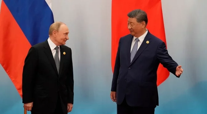 Срещата в Китай: Си Дзинпин пренаписва историята и иска Тайван, но Путин може да го подкопае