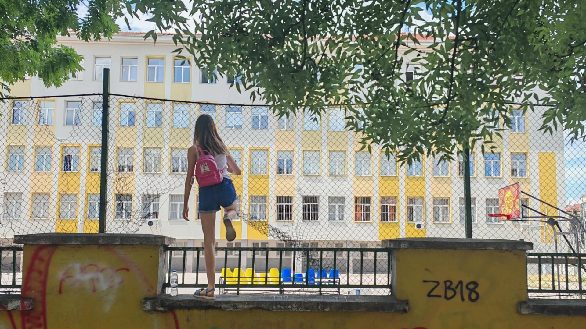 "Армагедон" в училищата в Гърция: Ето за какво става въпрос