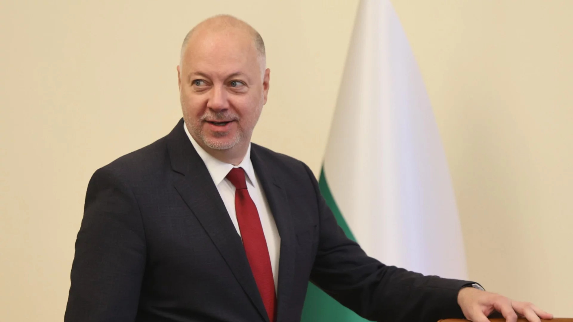 Желязков обеща финансова дисциплина, но какво ще стане с данъците