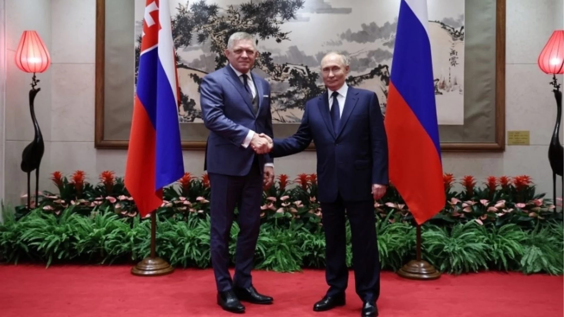 "Щом съм жив, съм добре": Путин с любопитен отговор на въпрос на Фицо (ВИДЕО)