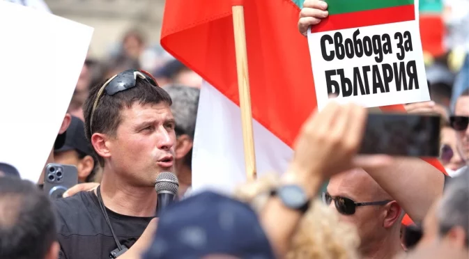 "Исторически парк": дружествата около Ивелин Михайлов са натрупали запори за милиони левове