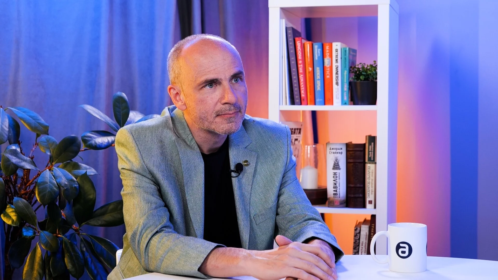 “Борисов и Пеевски се дебнат”: Петър Чолаков каза защо Зафиров отиде в Китай при Путин (ВИДЕО)