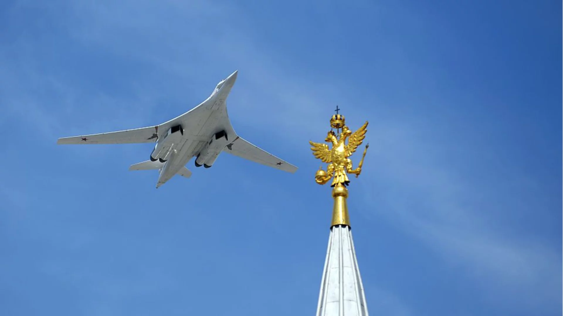 Заради технически проблеми: Три руски бомбардировача не успели да изпълнят мисии срещу Украйна за нощ?