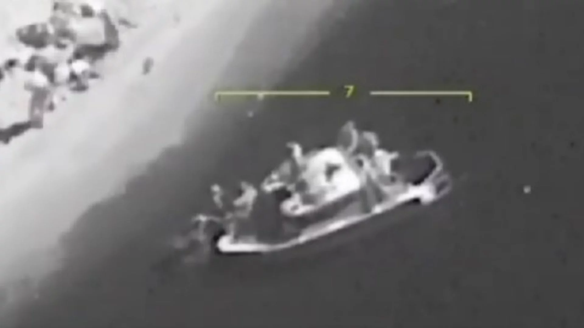 Украйна зрелищно спря руски десант на брега на Черно море (ВИДЕО 18+)