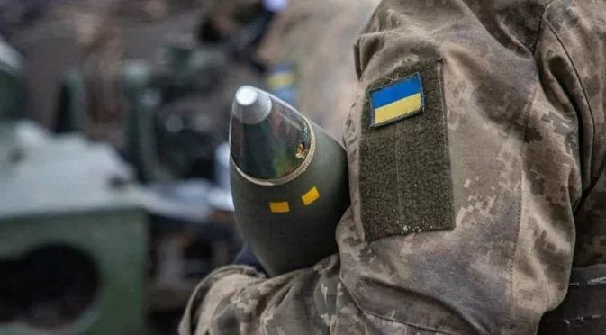 Българската оръжейна ковачница: Доставката на боеприпаси е само една част от дълбокото партньорство между Украйна и България