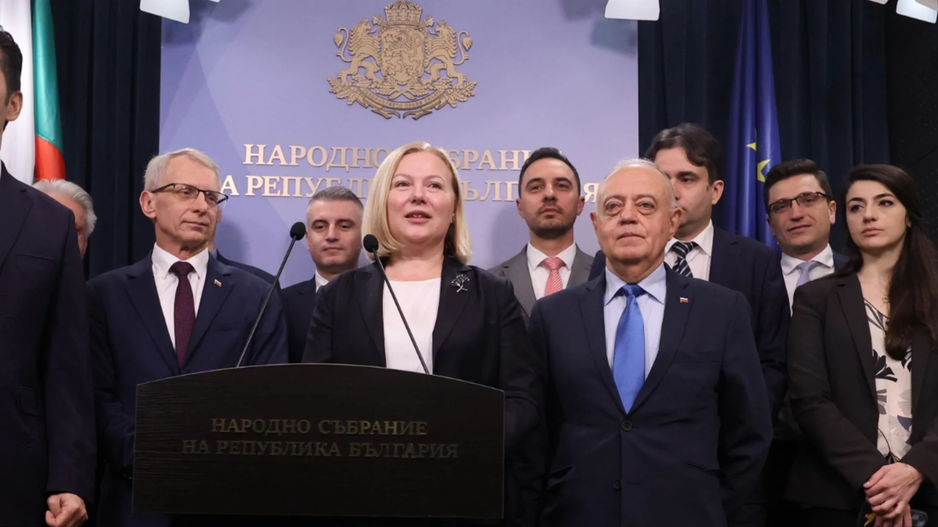 Йорданова: ГЕРБ от мандатоносител се превърнаха в посредствена пиар агенция на "Новото начало" и ортака на Борисов