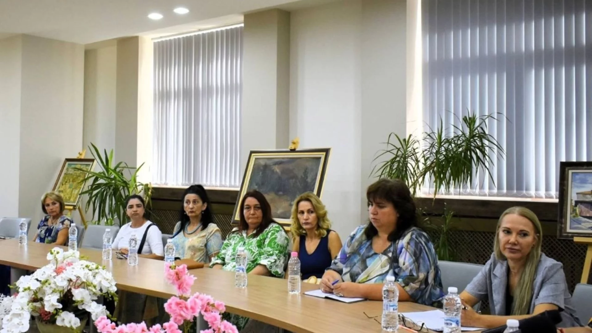 На „Кръгла маса“ в Асеновград обсъдиха мерки срещу отпадането на деца от училище