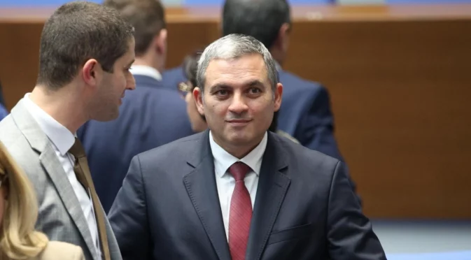 Ивелин Михайлов твърди за запис с Марио Рангелов, който се оплаква от Пеевски