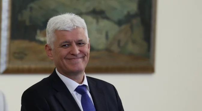 Съветник на президента се усъмни в данните, че България е осигурила една трета от оръжията за Украйна