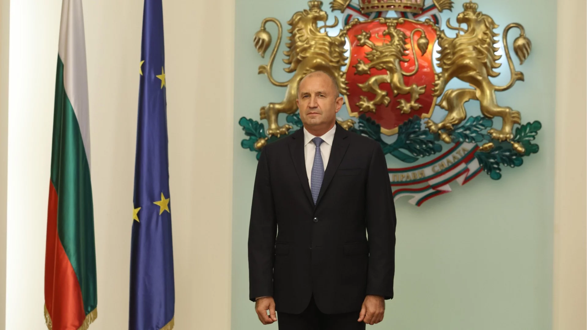 Безводието, Фон дер Лайен и пребитият полицейски началник: Радев видя "разпад на държавността"