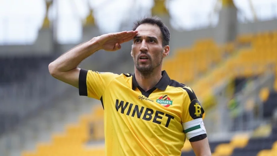 Обещаха му да бъде бос, а му посочиха вратата - приказката на Попов в Ботев Пловдив приключи!