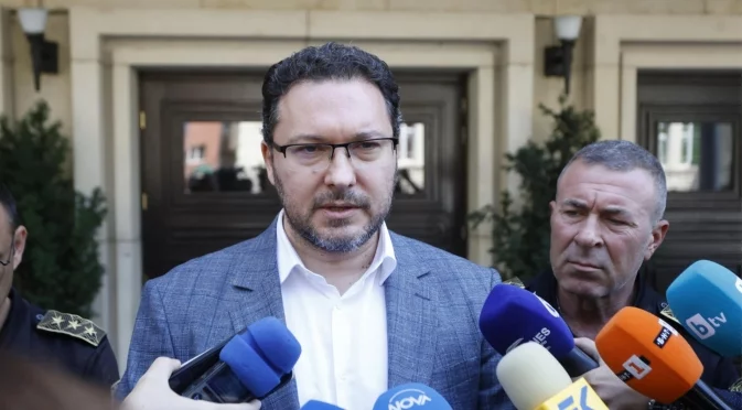 Даниел Митов: Тренираме нашата реакция при кризи в най-голямото учение на НАТО у нас досега
