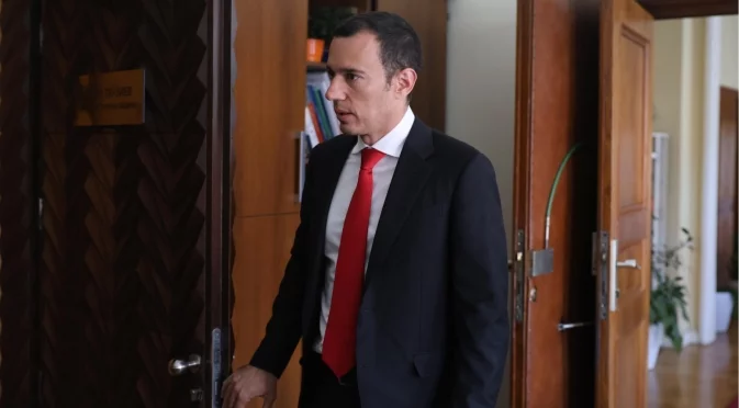 Васил Терзиев назначи двама нови  заместник-кметове