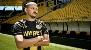 Тодор Неделев основен виновник за раздялата на Ботев Пловдив с Ивелин Попов?