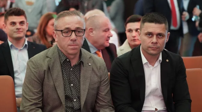 Колелото се завърта: Познат кандидат отново спряган за селекционер на България