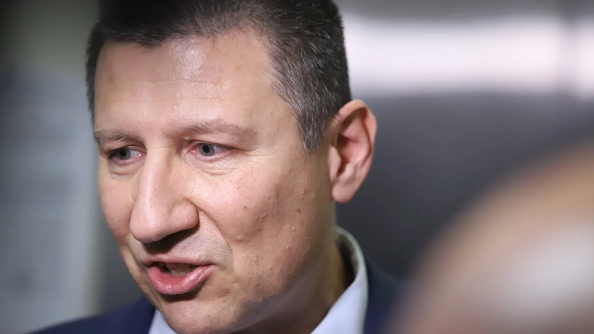 Спецпрокурорът ще проверява законно ли Сарафов остана главен прокурор