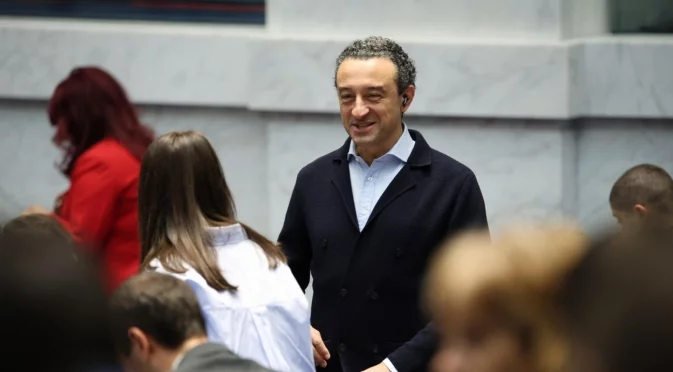 Даниел Лорер за вота на недоверие: Не очаквам правителството да падне