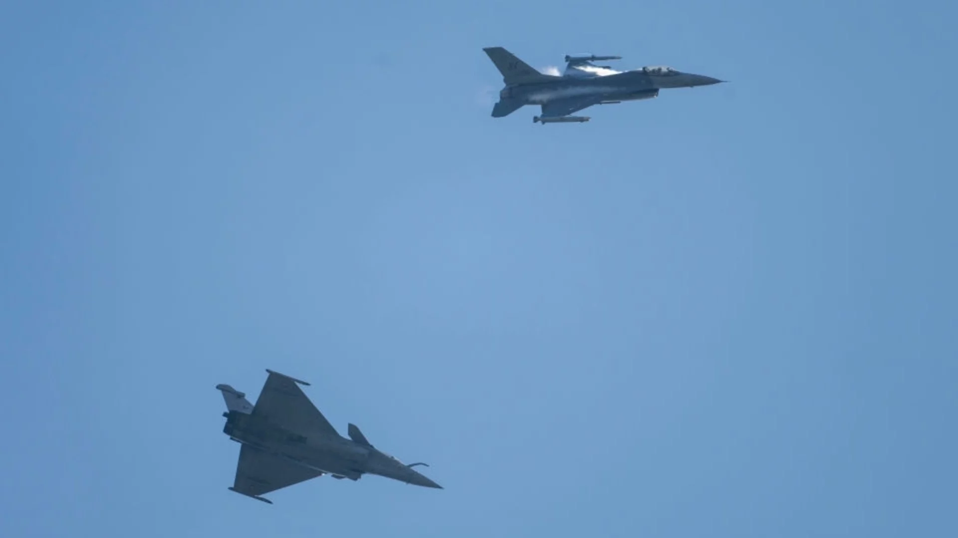 Руски дрон и над Румъния: Два изтребителя F16 излетяха заради ново нарушаване на въздушното пространство