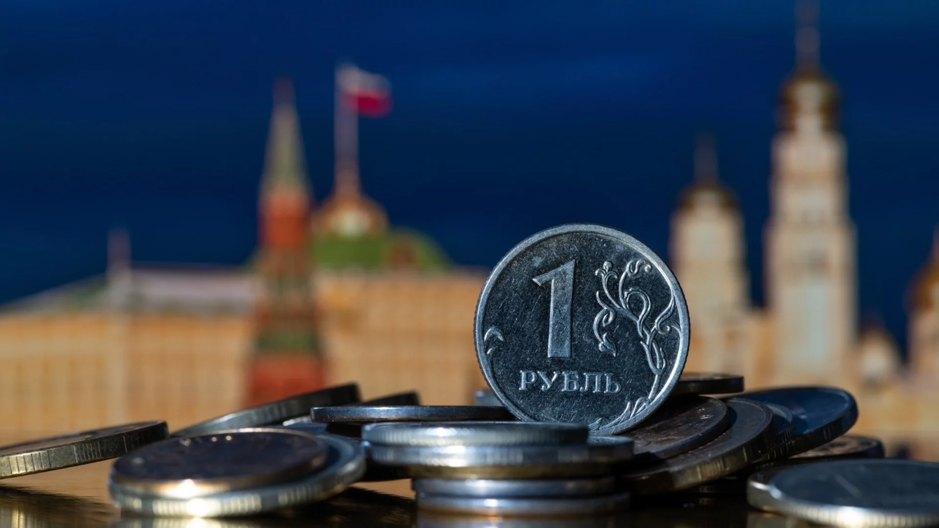Руските граждани падат жертва на Путиновите амбиции: Вдигане на ДДС - да, стоп на войната - не