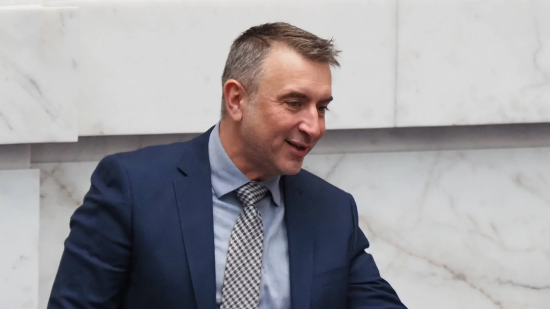 Ивайло Вълчев за членство на Украйна в ЕС: Брюксел предлага лепенка на охранителна фирма на Киев