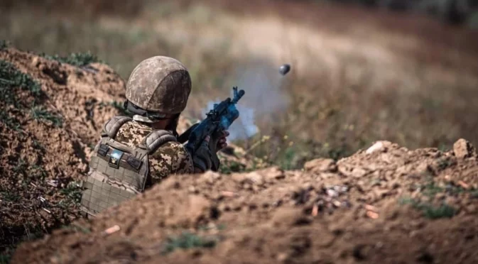 "Врагът глупаво ни спира": Руски военен канал се оплаква за "буферната зона" в Суми (ВИДЕО)