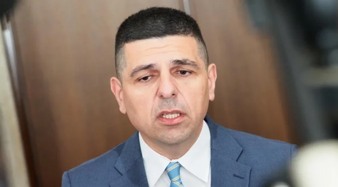 Мирчев: Пеевски не може да се грижи за хората, той живее обграден от бодигардове и дегустатори на храна