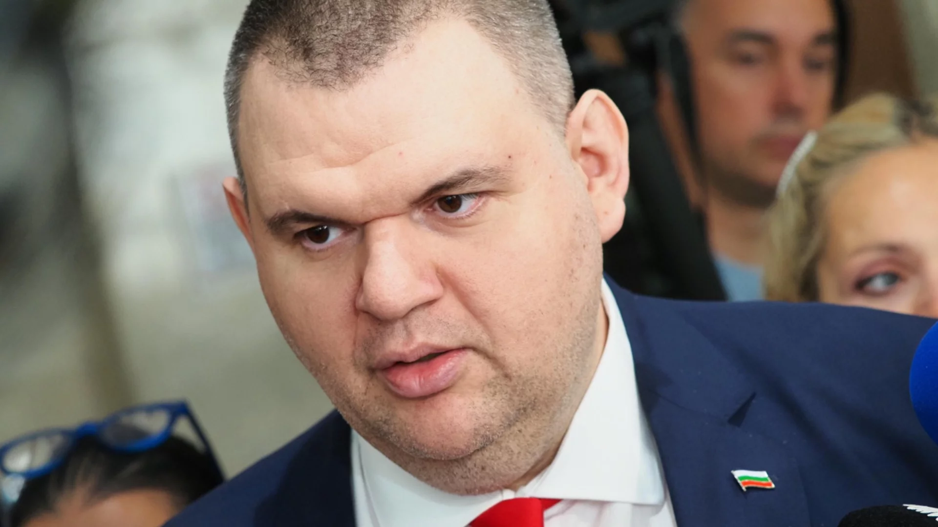 Пеевски обеща пълен мандат на правителството (ВИДЕО)