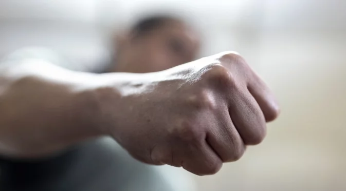 Разследват причинена ли е телесна повреда на кмета на Огняново