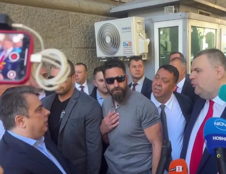 Държавата с главно "Д", предприятие с главно "П" и Кордон бльо, но от свинско