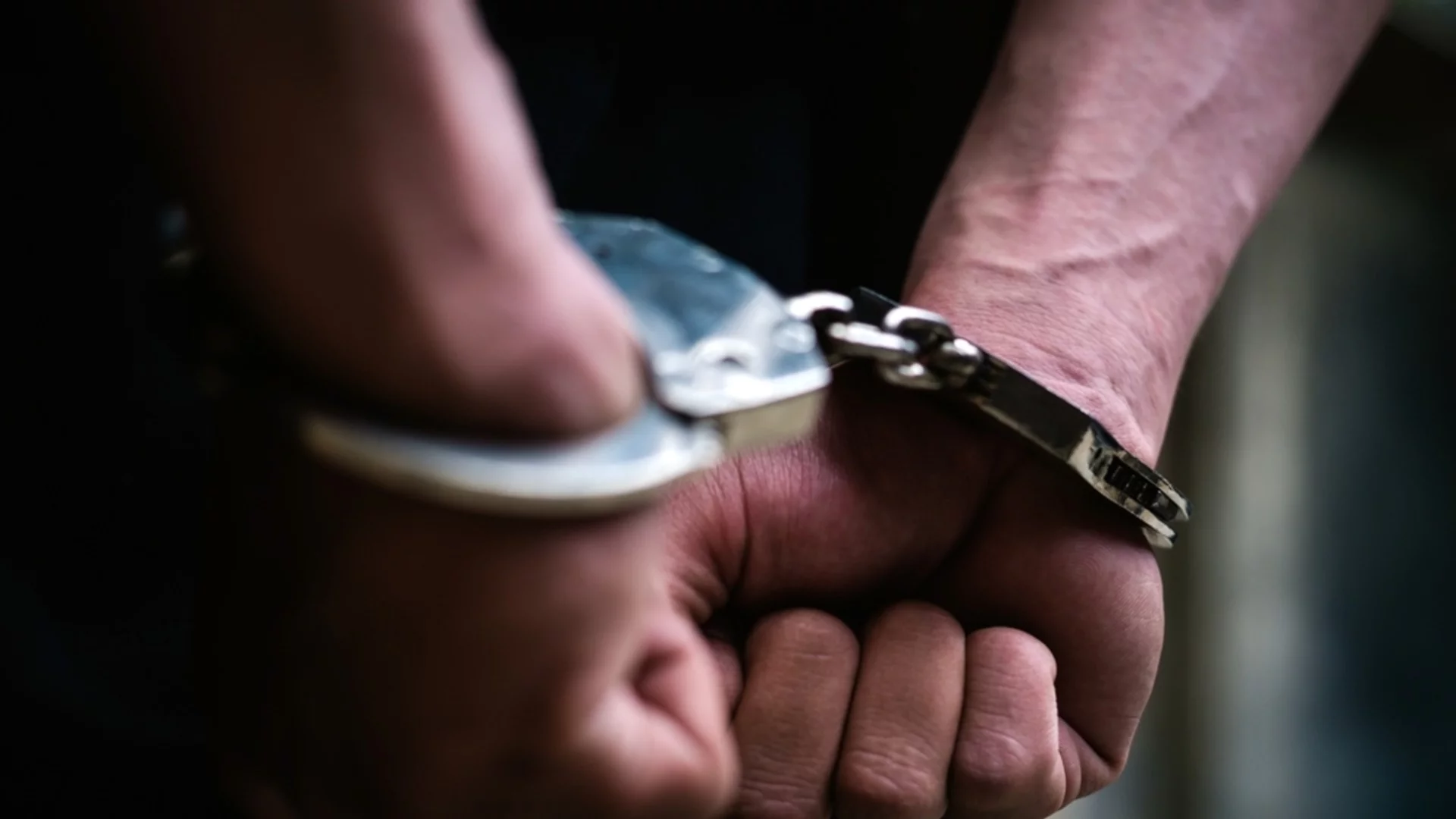 Задържаха мъж за блудство с 12-годишно дете